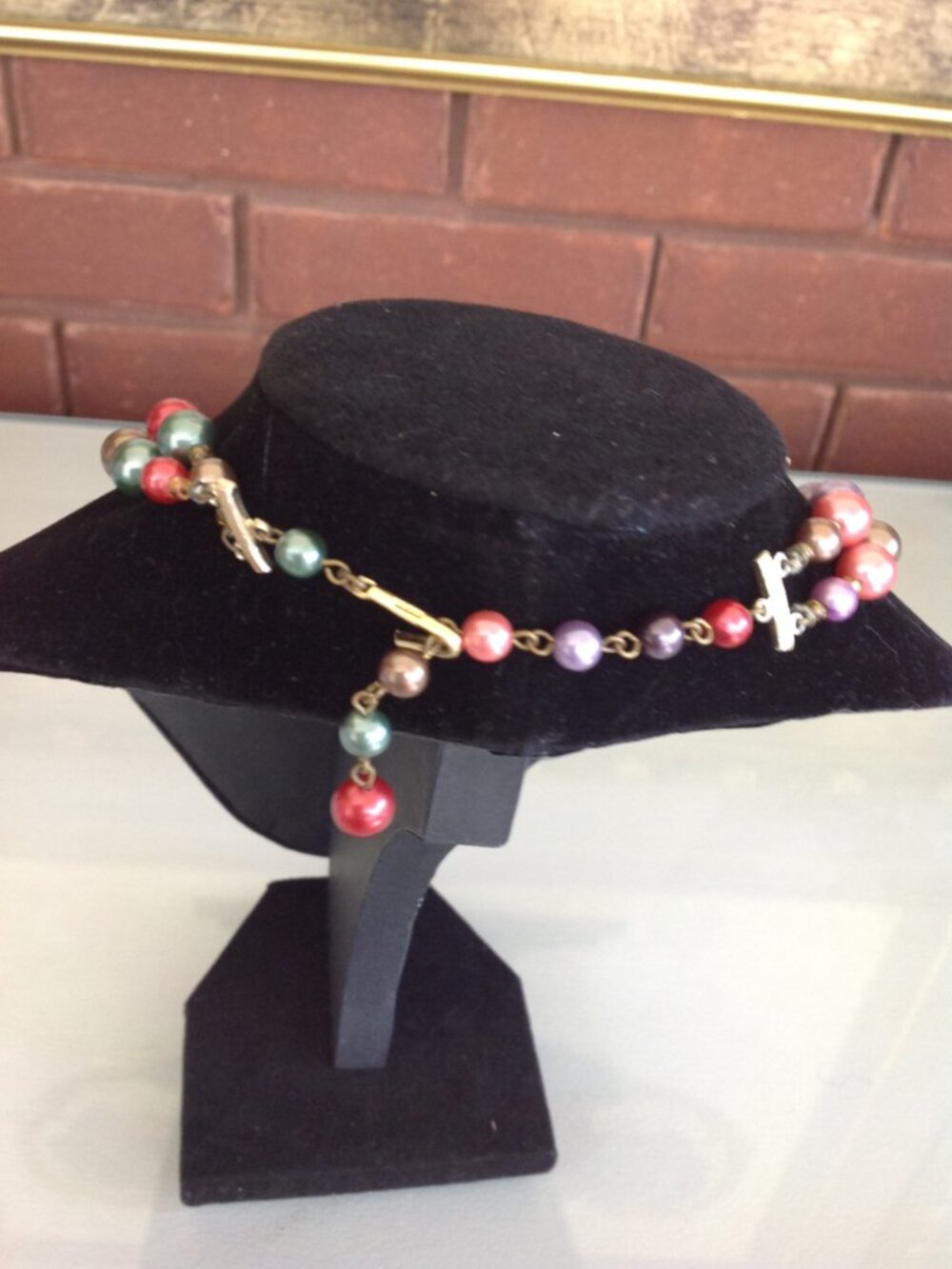 Vintage Double-Strand Beaded Necklace Featuring Multicolored Beads - Picture 2 of 2